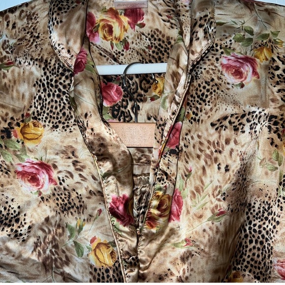 Soya Intimates Silk Style Pyjama Set - Picture 4 of 6